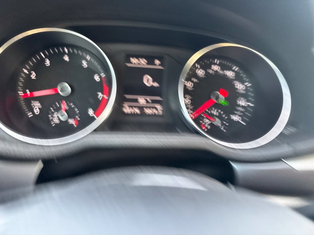 Used 2018 Volkswagen Passat 2.0T R-Line FWD image 19
