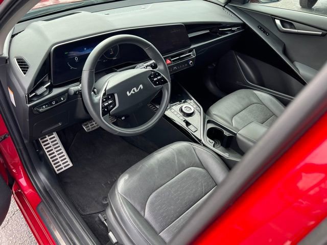Certified 2023 Kia Niro Wave w/ Wave Preserve Package image 13