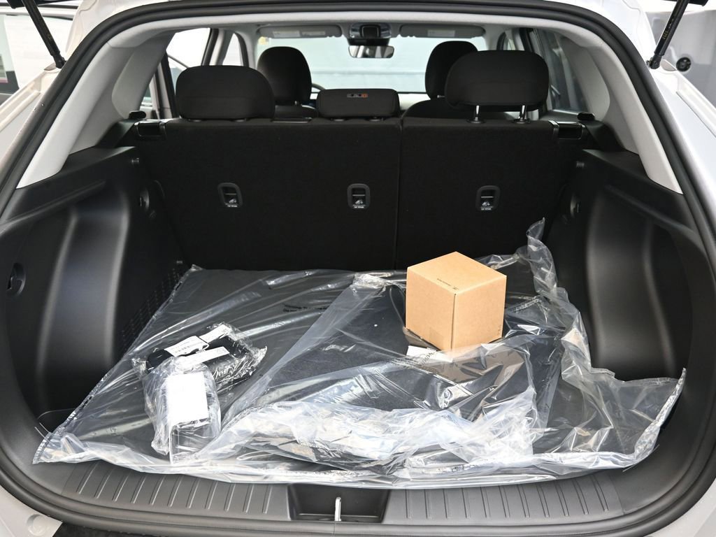 New 2026 Hyundai Kona SEL Sport image 17