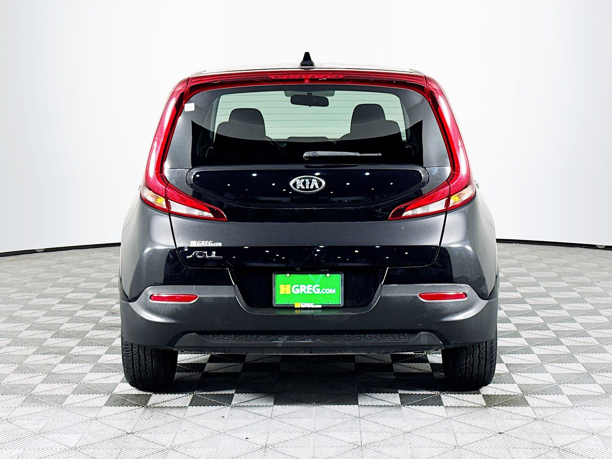 Used 2020 Kia Soul LX image 8