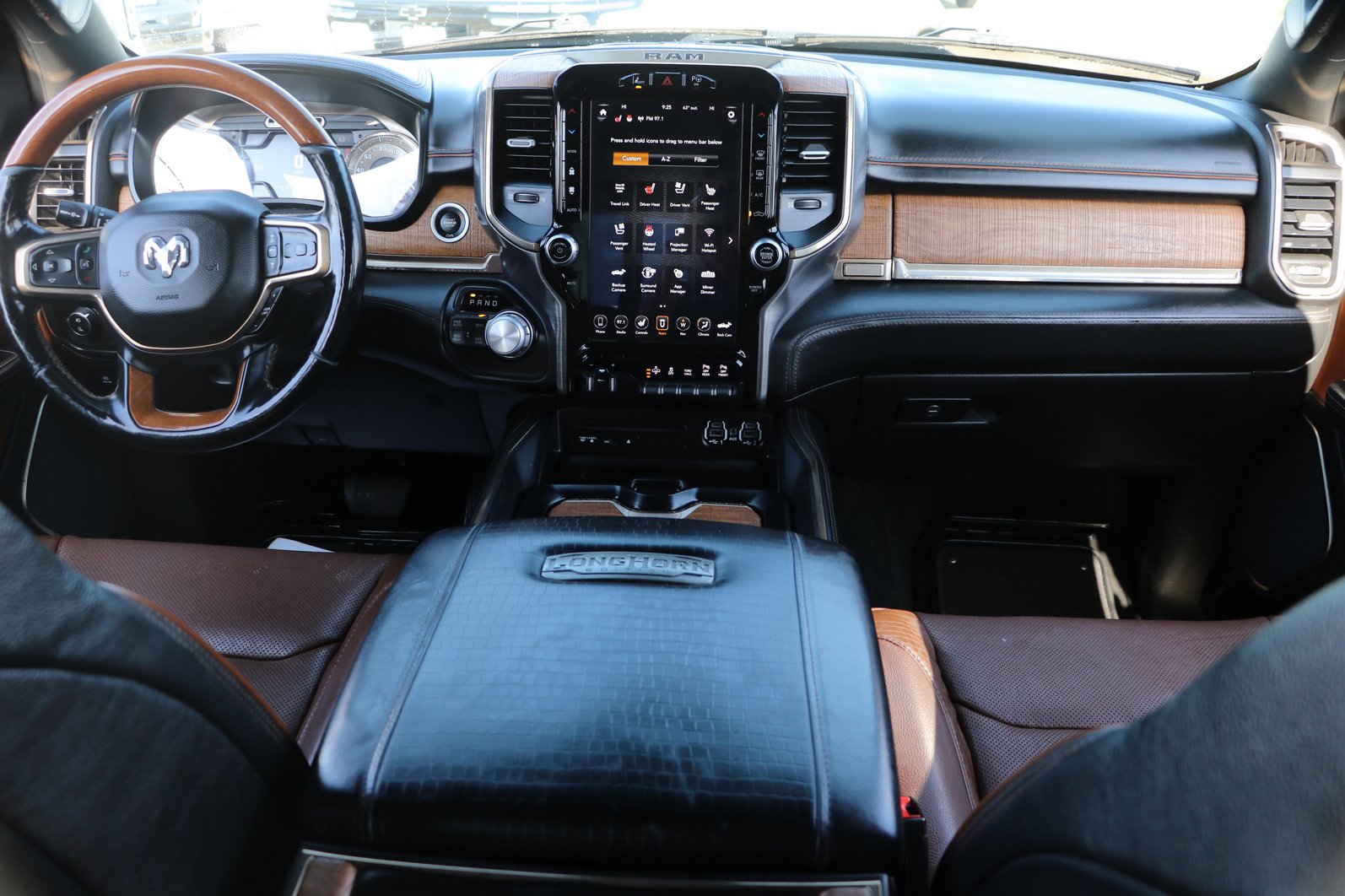Used 2019 RAM 1500 Limited AWD/4WD image 16