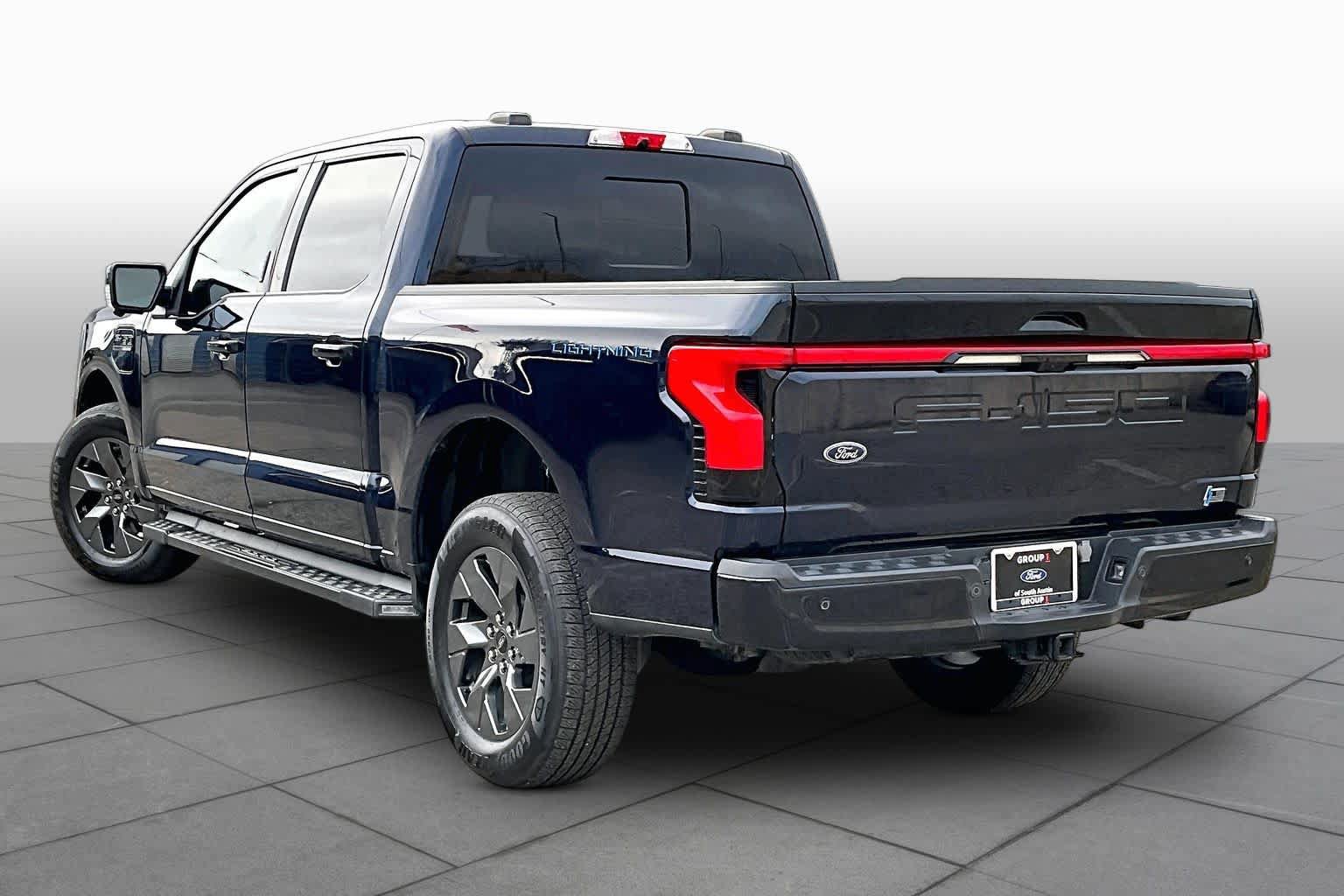 Used 2023 Ford F150 Lightning Lariat AWD/4WD image 11