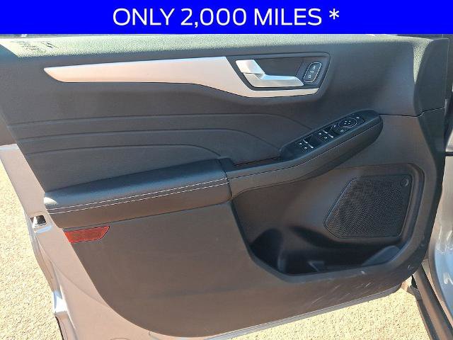 Certified 2022 Ford Escape SEL AWD/4WD image 12