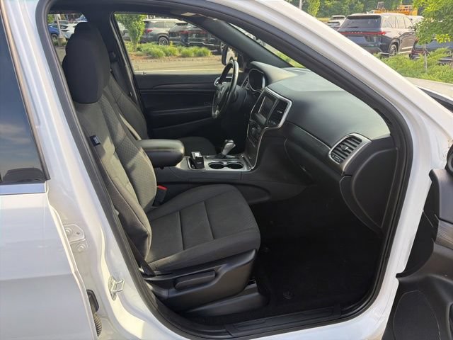 Used 2021 Jeep Grand Cherokee Laredo AWD/4WD image 25