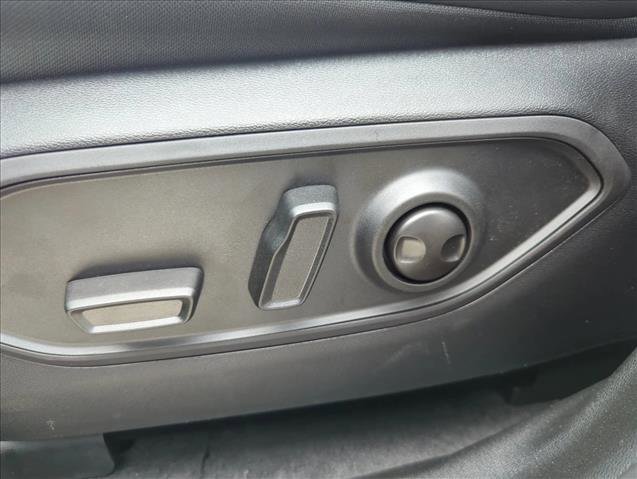 New 2026 Jeep Cherokee Limited image 18