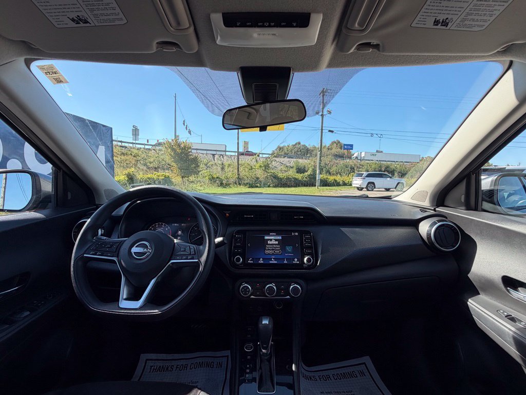 Used 2023 Nissan Kicks SV FWD image 10