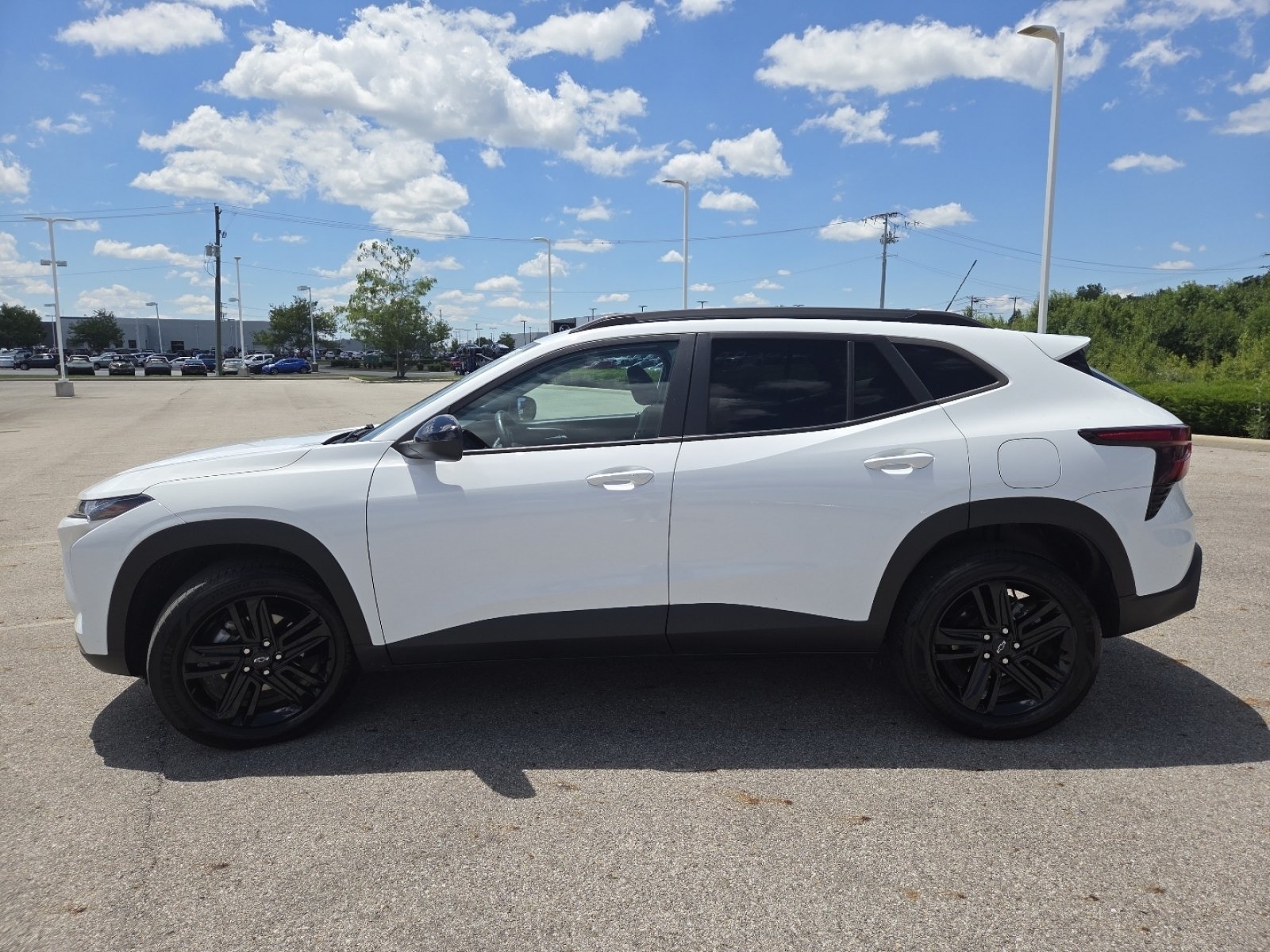Used 2024 Chevrolet Trax ACTIV FWD image 14