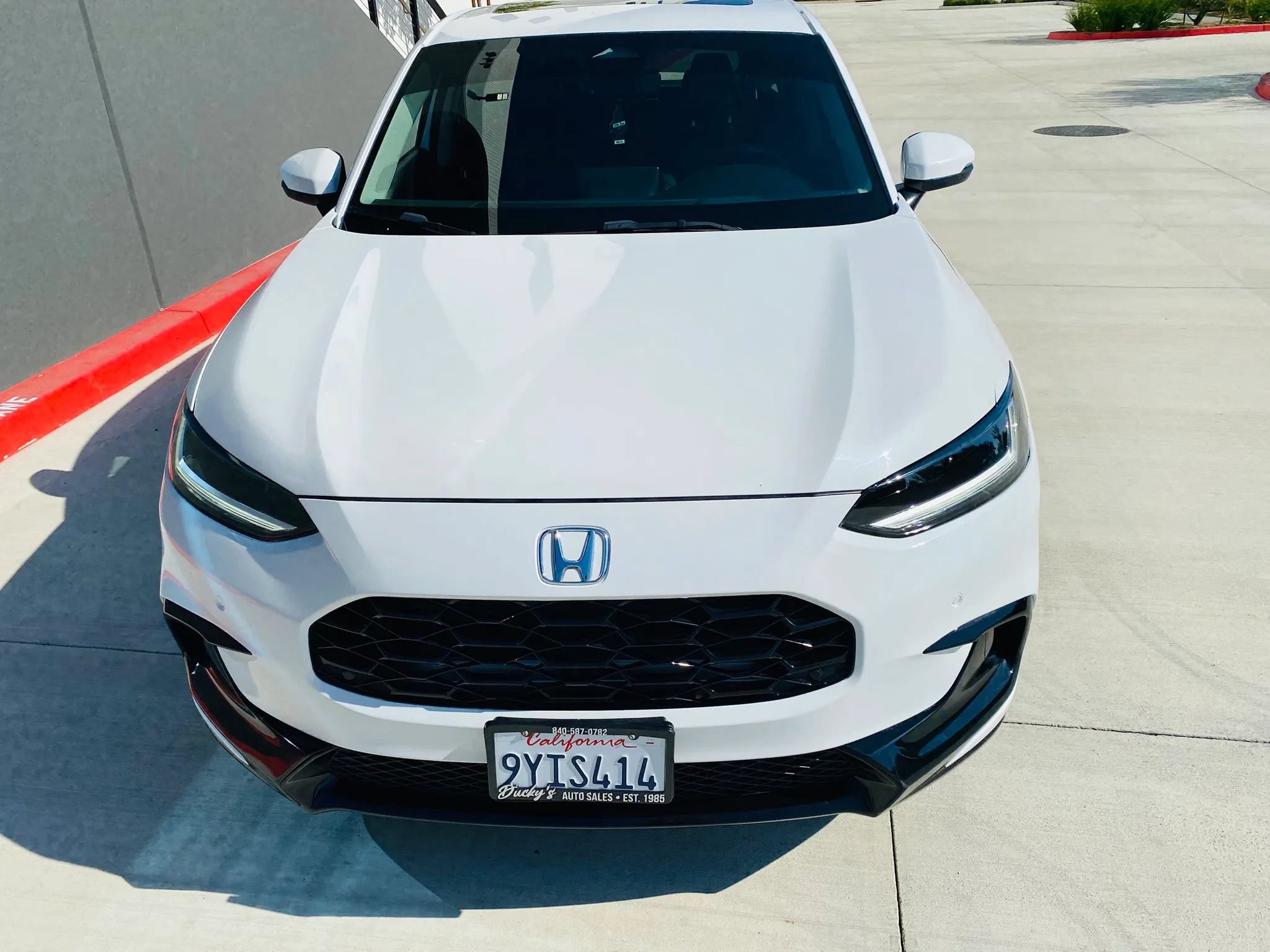 Used 2024 Honda HR-V EX-L image 2