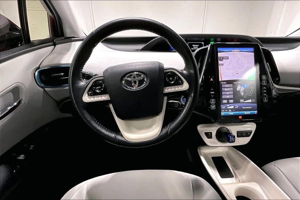 Used 2018 Toyota Prius Prime Advanced FWD image 6