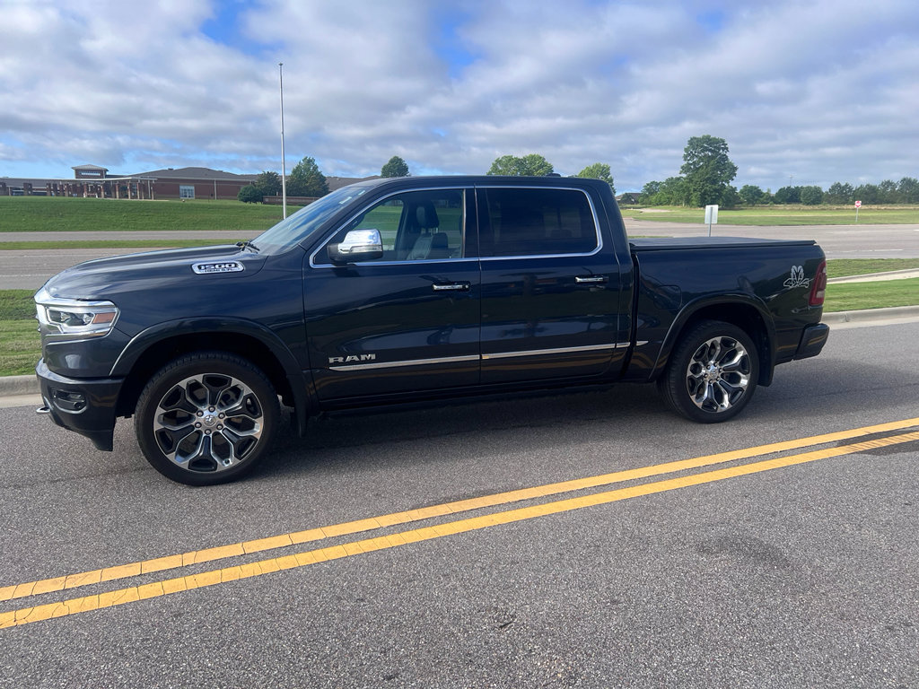Used 2019 RAM 1500 Limited AWD/4WD image 4