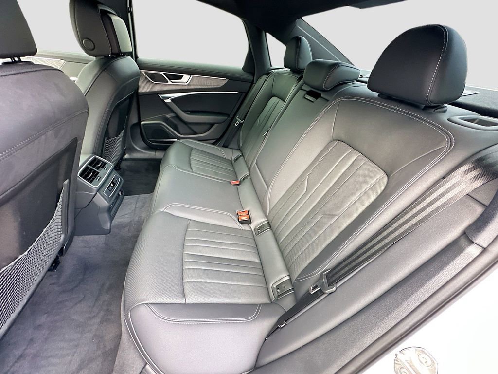 Used 2025 Audi A6 3.0T Premium image 26