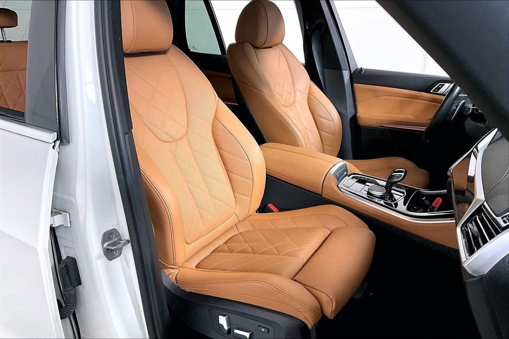 Used 2023 BMW X5 xDrive40i w/ Premium Package image 7