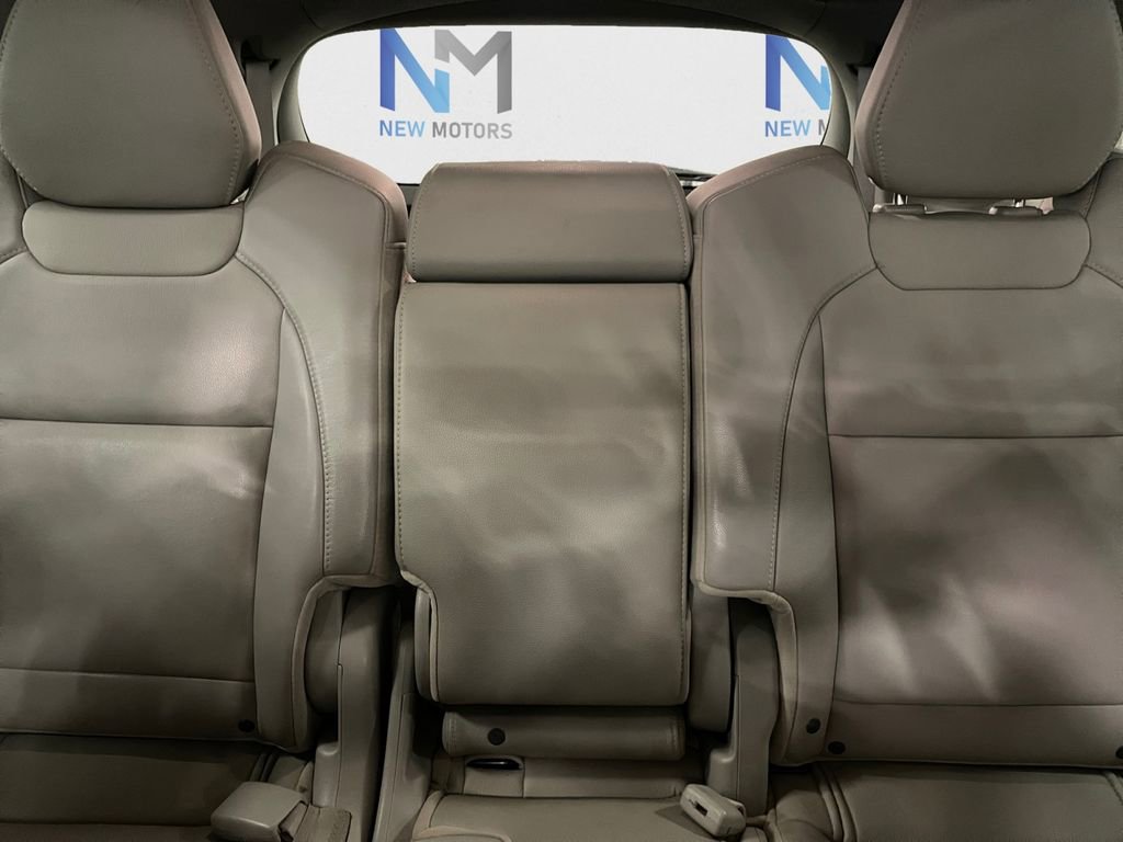 Used 2019 Acura MDX SH-AWD image 13