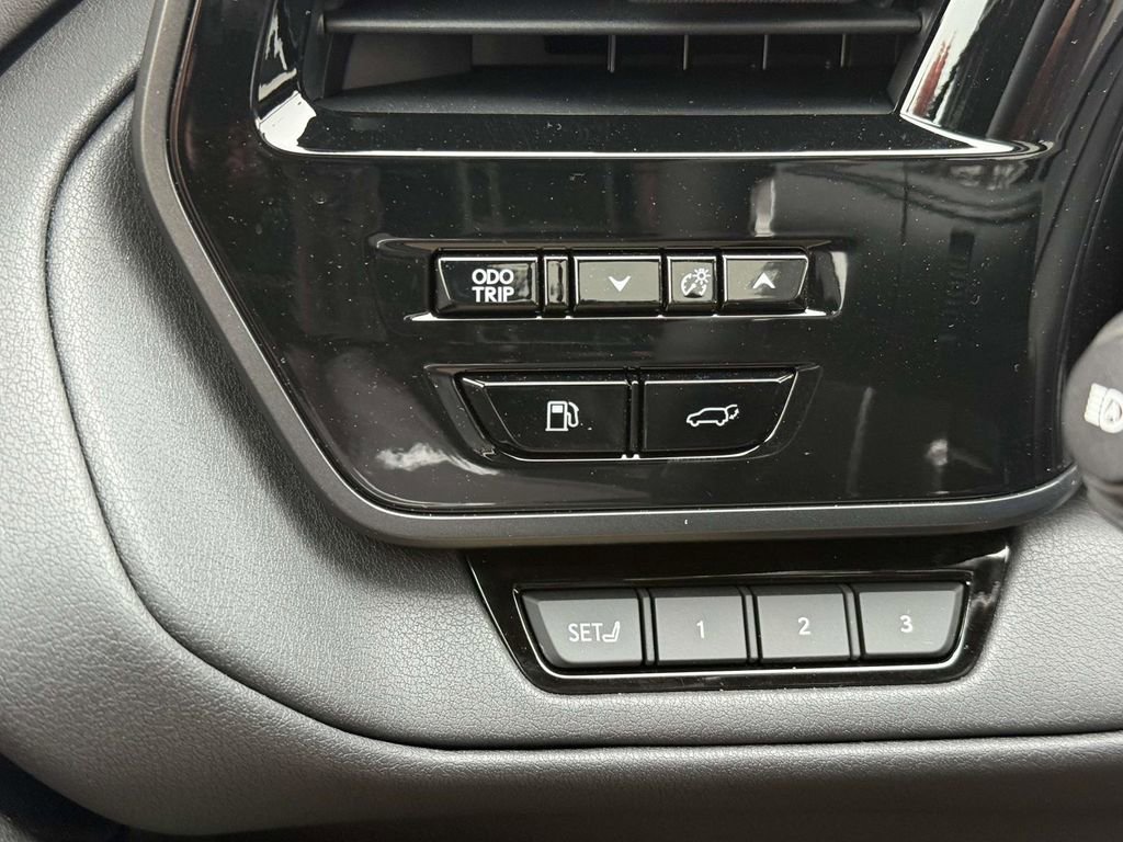 Used 2026 Lexus TX 350 AWD w/ Technology Package image 30