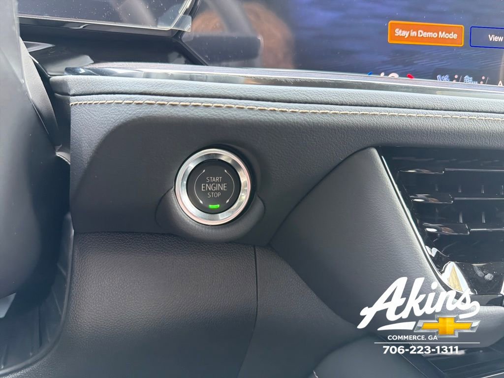New 2026 Chevrolet Suburban Premier w/ Sun And Tow Package image 28