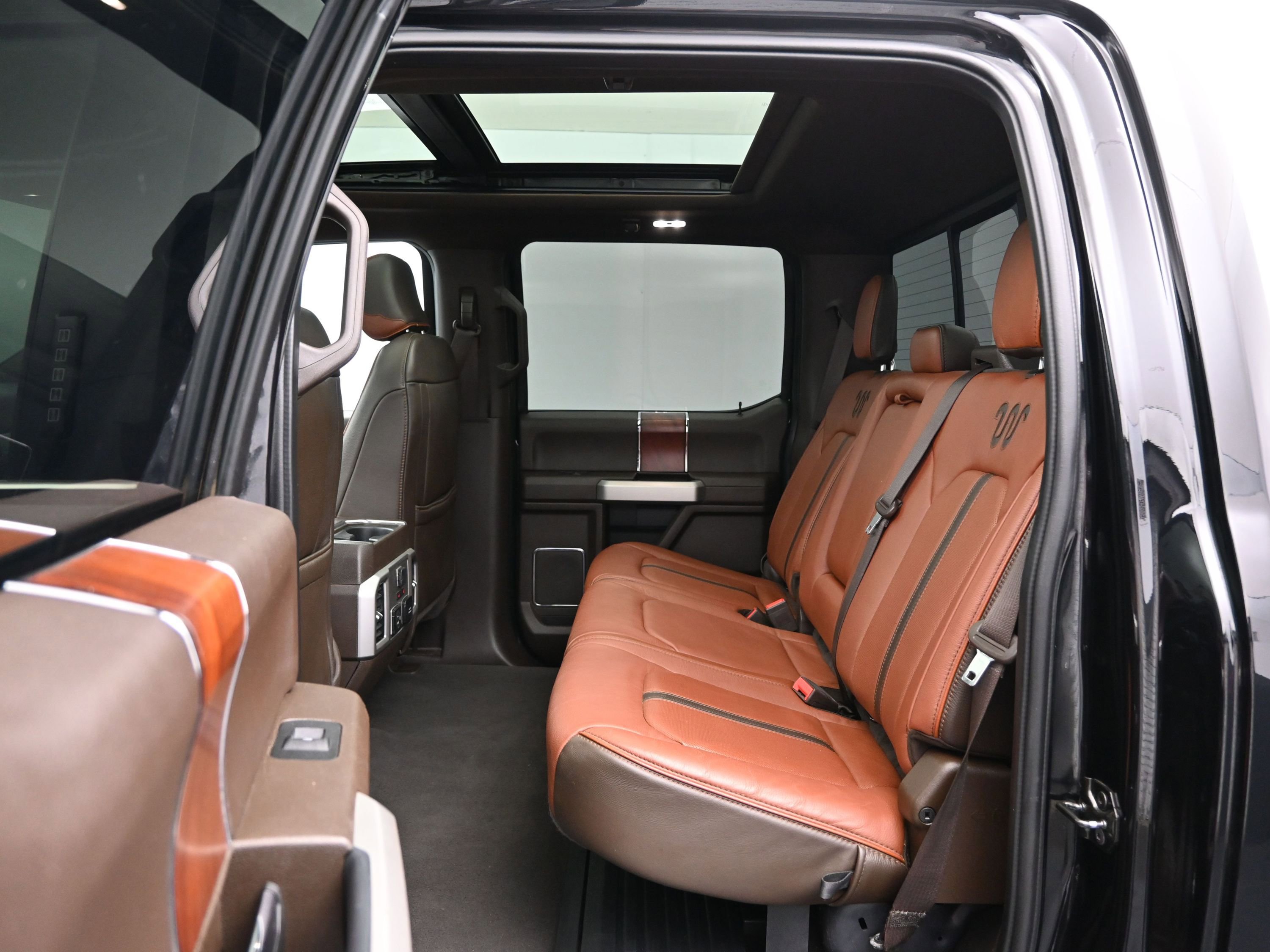 Used 2022 Ford F250 King Ranch w/ King Ranch Ultimate Package image 10