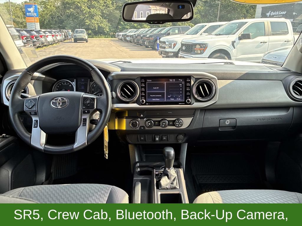Used 2020 Toyota Tacoma SR5 AWD/4WD image 13