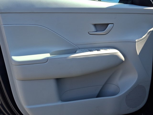 Used 2025 Hyundai Kona SEL AWD/4WD image 13