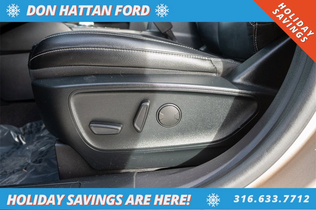 Used 2020 Ford Escape Titanium image 18
