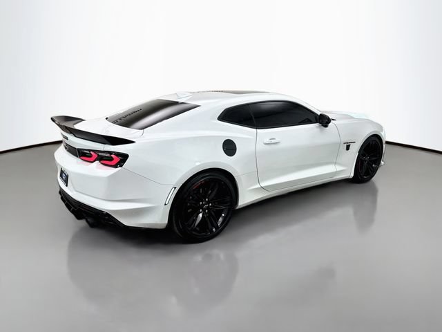 Used 2022 Chevrolet Camaro LT w/ Redline Edition RWD image 7