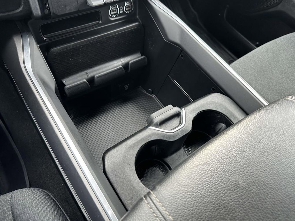 Used 2024 RAM 1500 Big Horn image 31