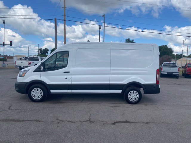 New 2023 Ford E-Transit Medium Roof w/ Load Area Protection Package RWD image 3