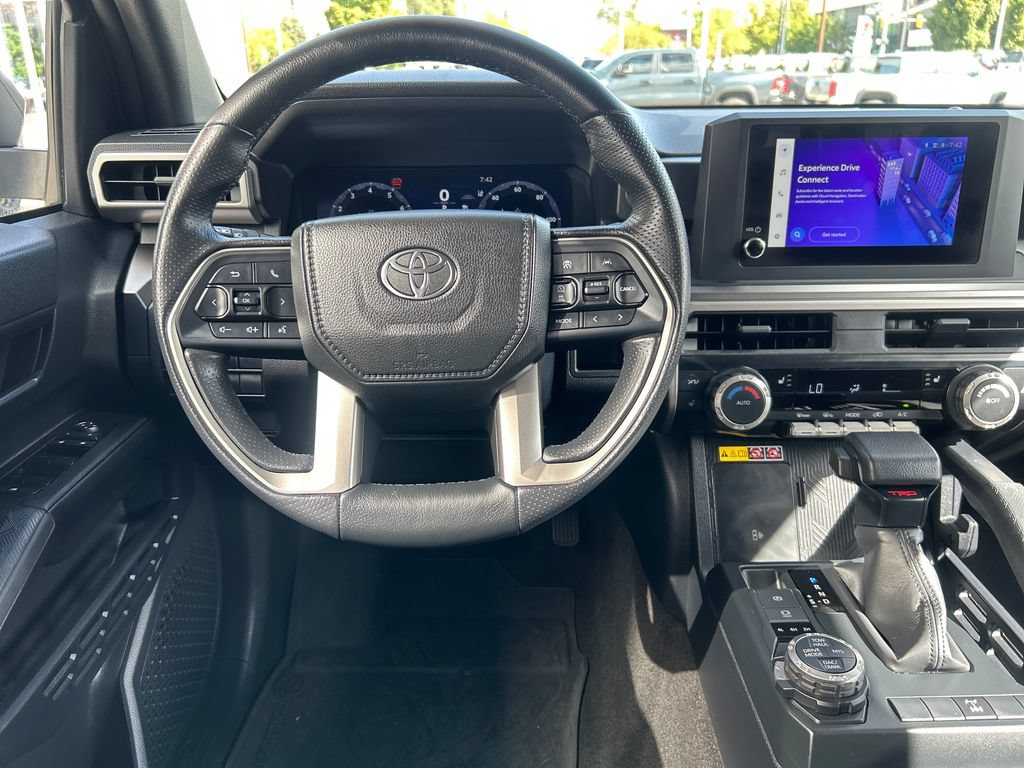 Certified 2025 Toyota 4Runner TRD Off-Road AWD/4WD image 14