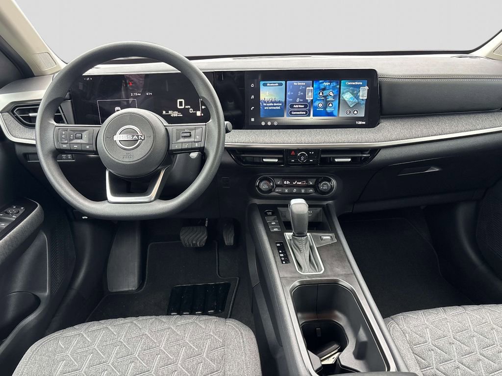 Used 2026 Nissan Kicks SV w/ SV Premium Package image 11