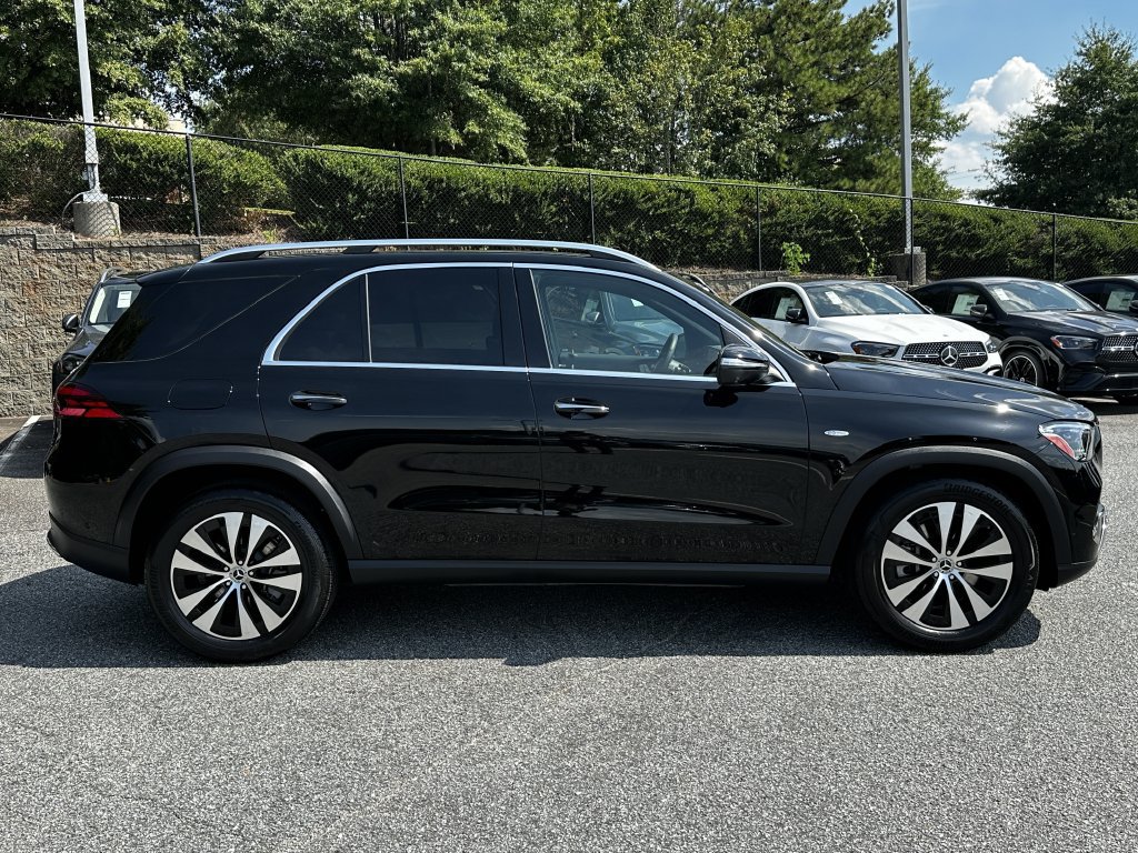 Certified 2025 Mercedes-Benz GLE 450e 4MATIC w/ Driver Assistance Package image 9
