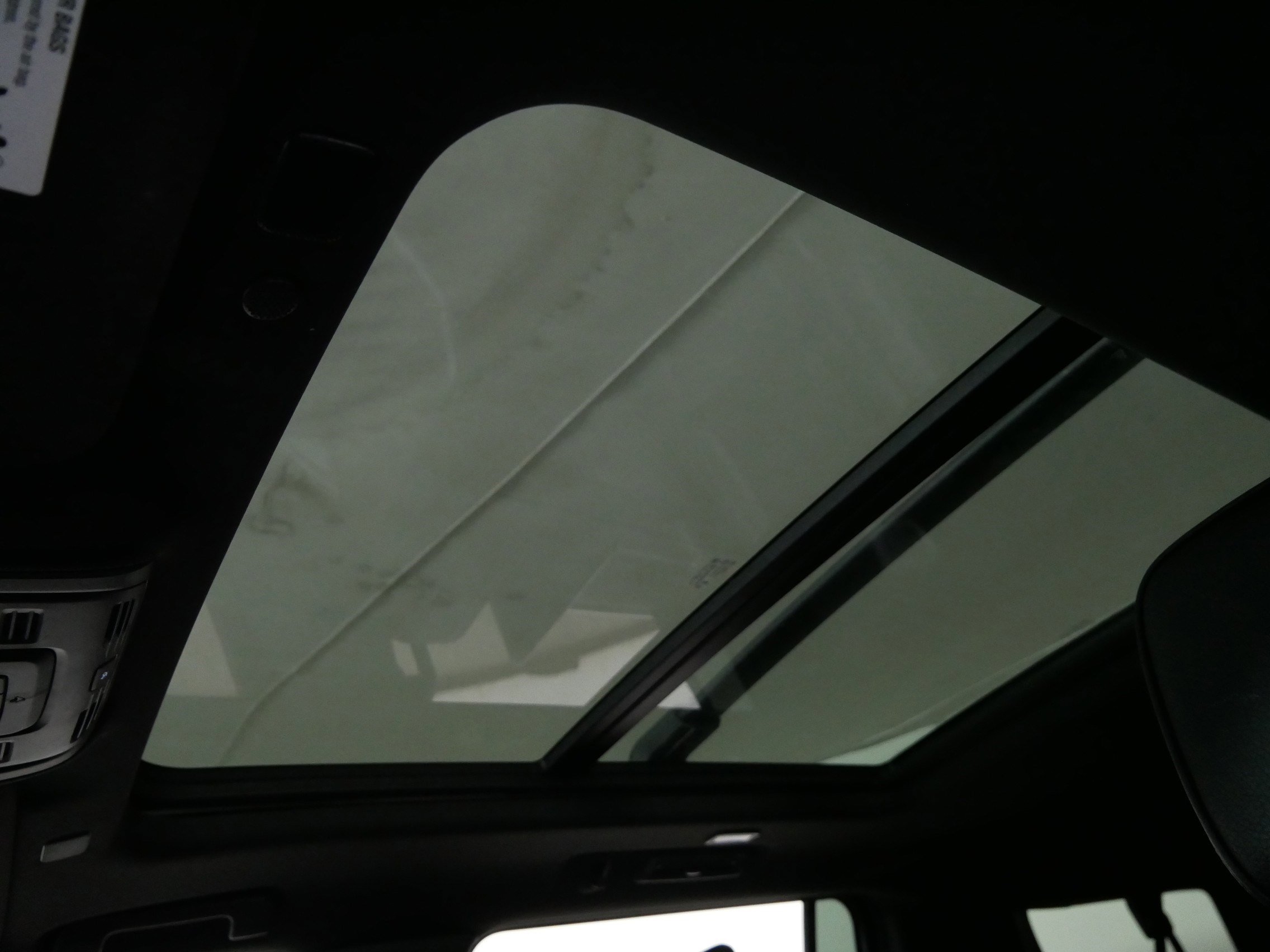 Used 2024 GMC Yukon XL Denali w/ Advanced Technology Package image 29