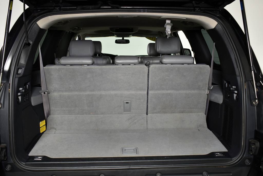 Used 2010 Toyota Sequoia Platinum image 25