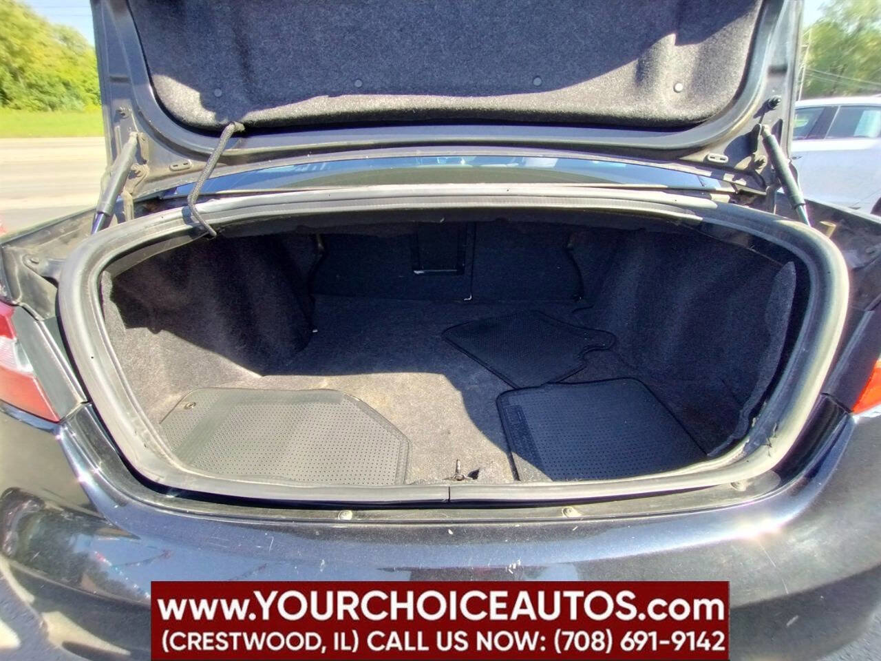 Used 2014 Chrysler 200 LX image 10