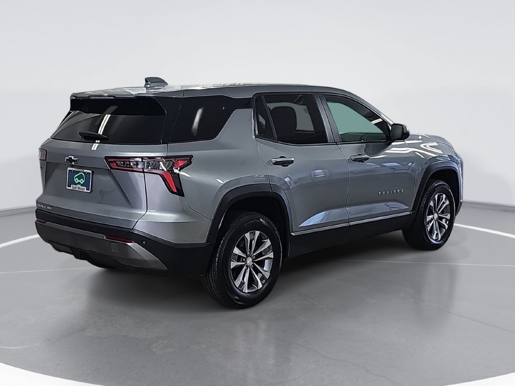 Certified 2026 Chevrolet Equinox LT AWD/4WD image 3