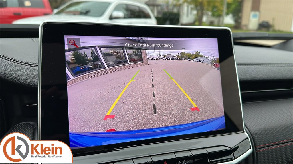 Used 2024 Jeep Compass Trailhawk w/ Trailhawk Elite Group image 23