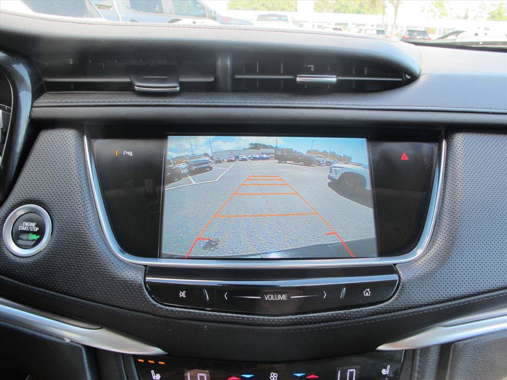Used 2017 Cadillac XT5 Premium Luxury w/ LPO, Wheel Lock Package AWD/4WD image 18