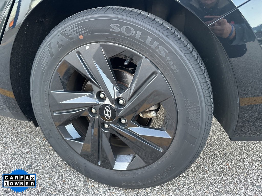 Used 2023 Hyundai Elantra SEL w/ Cargo Package image 10