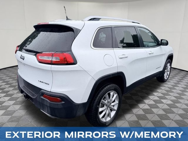 Used 2016 Jeep Cherokee Limited w/ Luxury Group AWD/4WD image 5