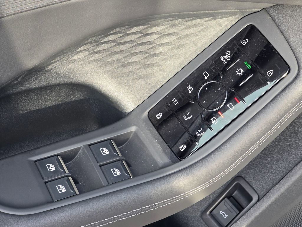Used 2025 Audi A5 2.0T Premium Plus image 22