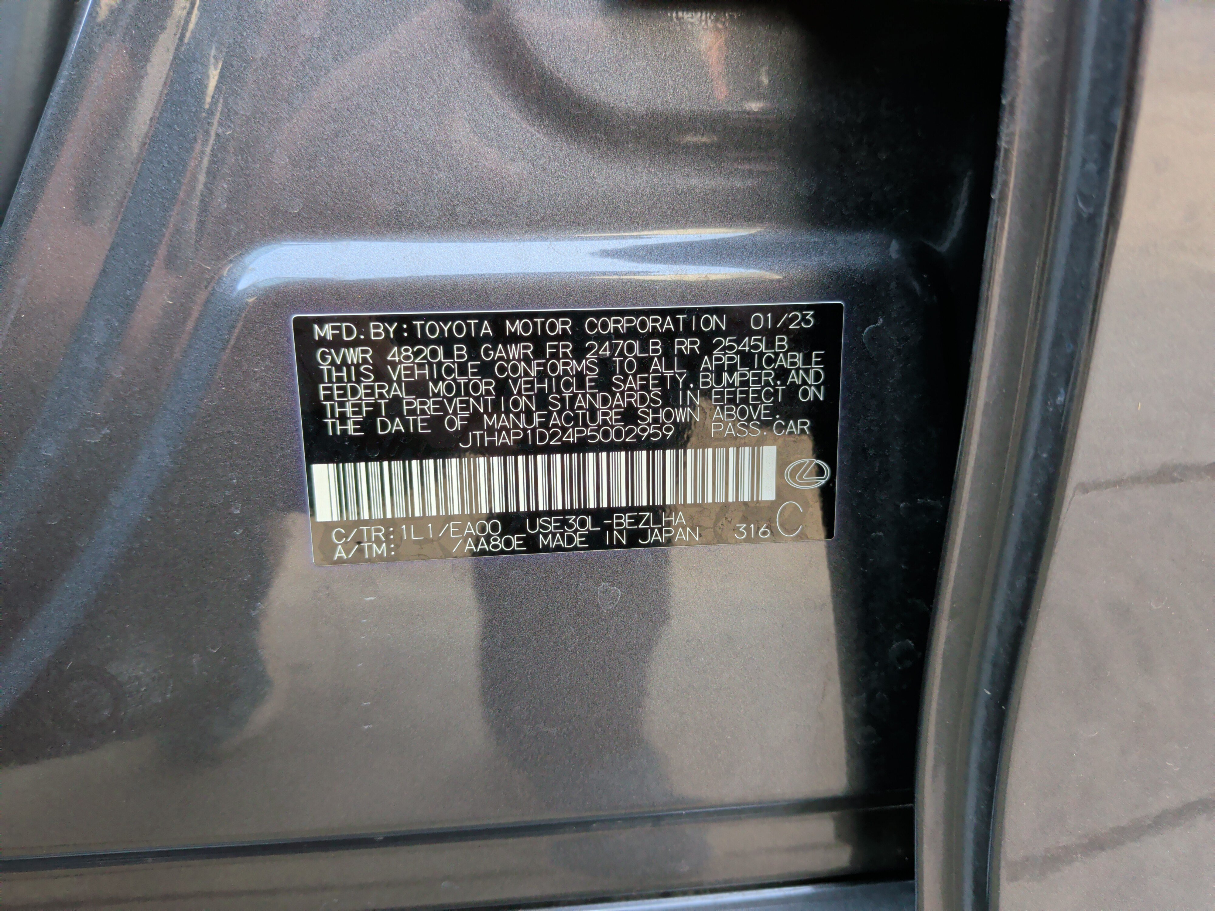 Used 2023 Lexus IS 500 w/ Accessory Package RWD image 36
