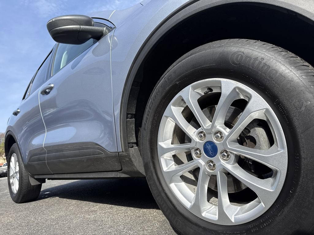 Used 2022 Ford Escape SE w/ Convenience Package image 9