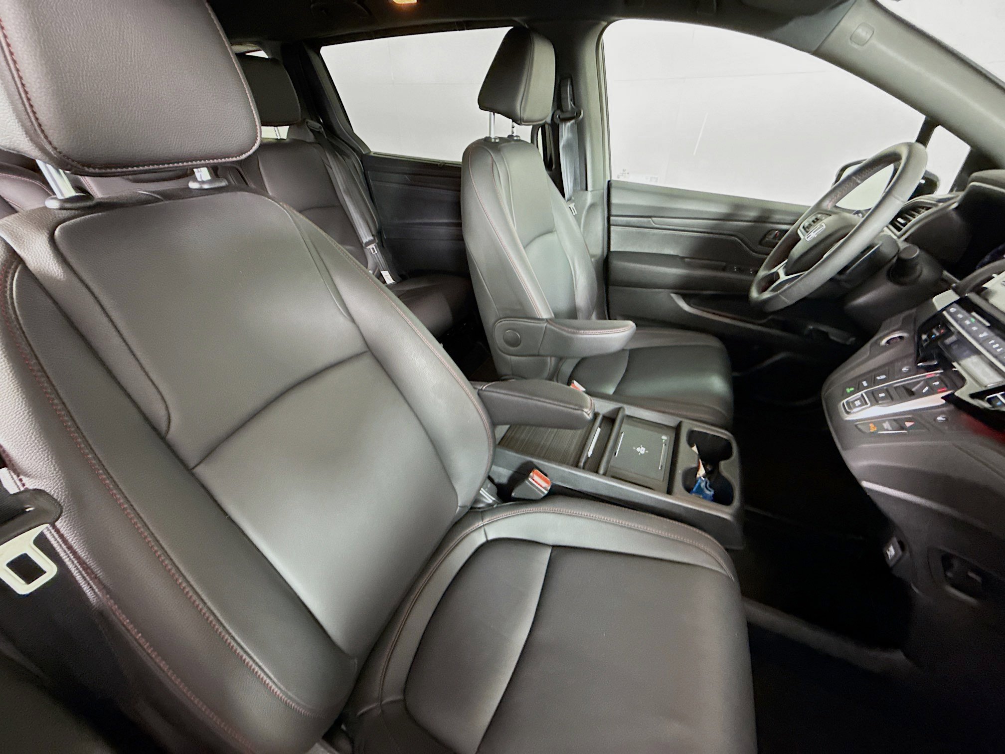 Certified 2026 Honda Odyssey Sport-L image 37