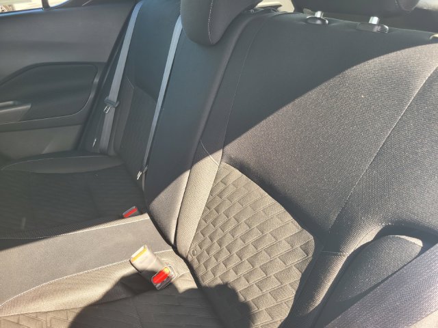 Certified 2023 Nissan Kicks SV FWD image 15