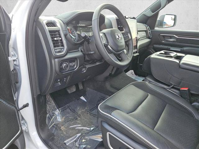 Used 2025 RAM 1500 Laramie AWD/4WD image 16