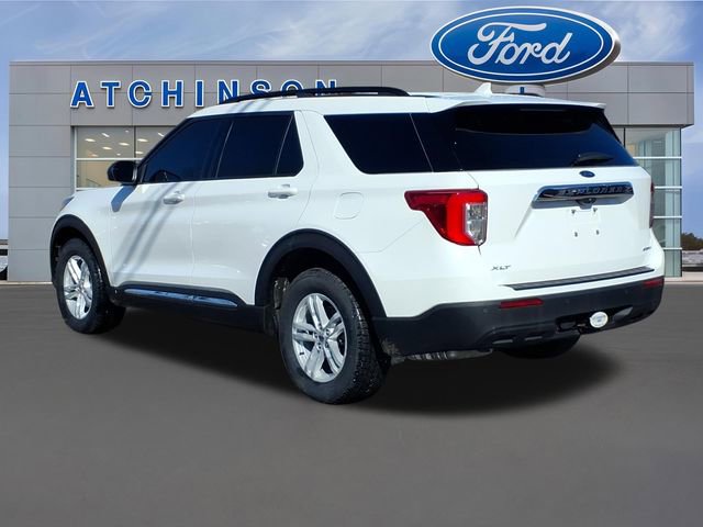 Certified 2024 Ford Explorer XLT w/ Class IV Trailer Tow Package image 4