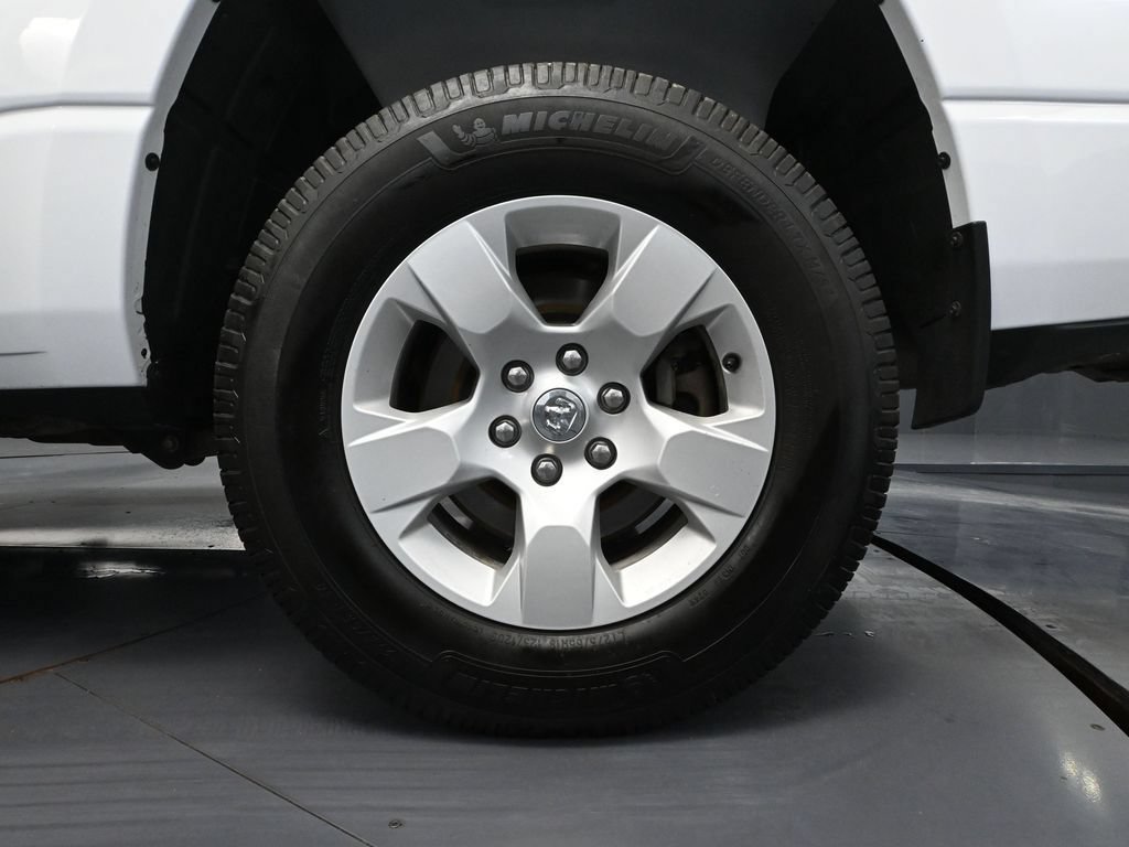 Used 2022 RAM 1500 Big Horn AWD/4WD image 16