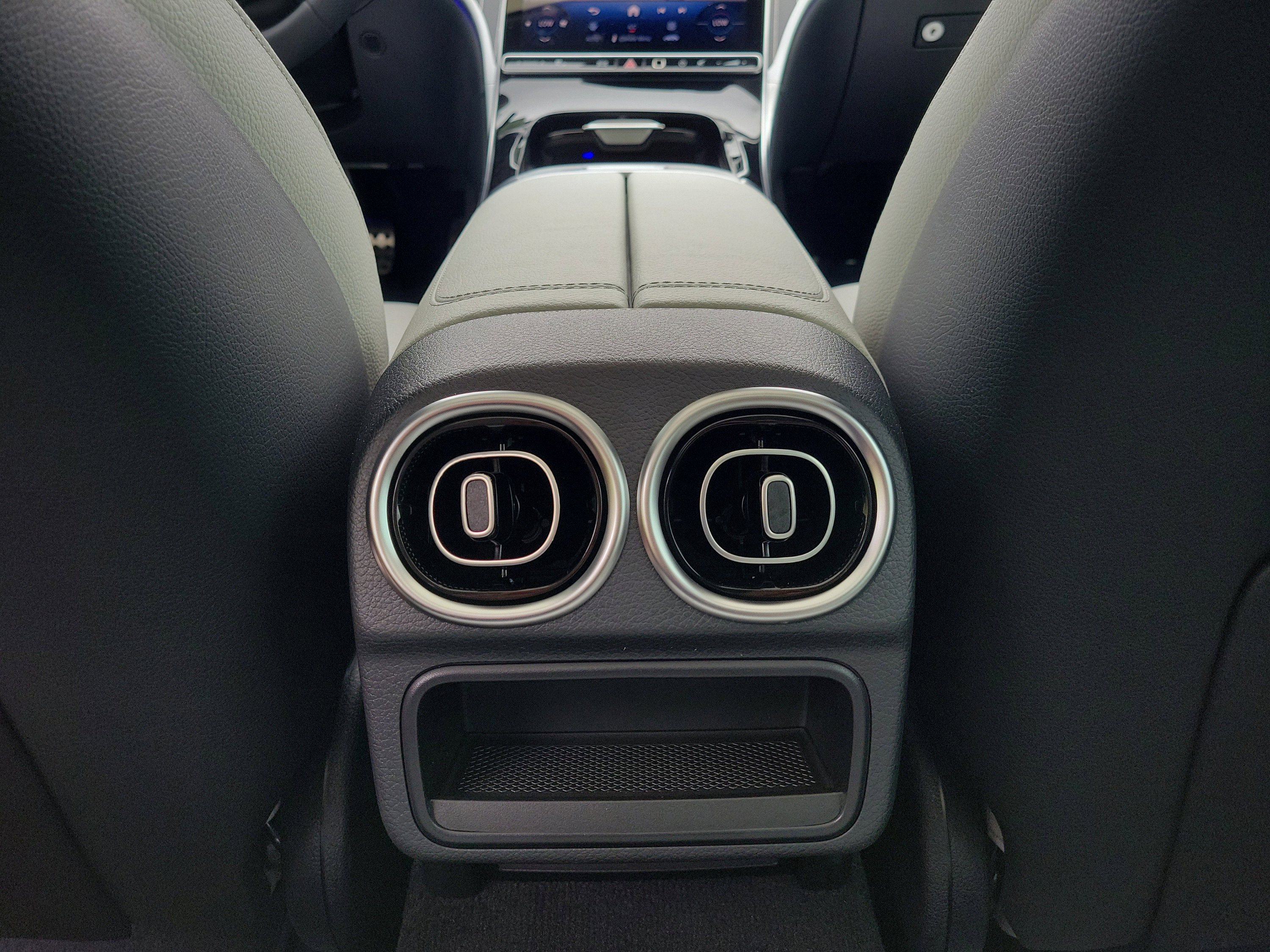 Certified 2026 Mercedes-Benz C 300 Sedan image 11