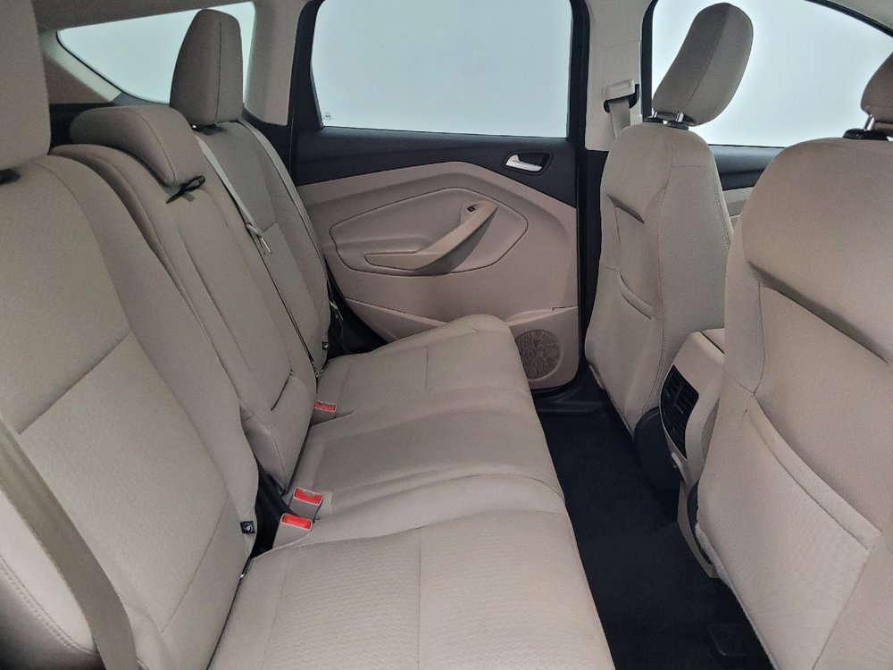 Used 2018 Ford Escape SE w/ SE Sync 3 Package FWD image 19
