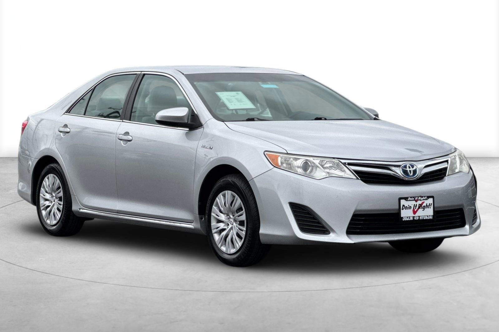 Used 2014 Toyota Camry LE FWD image 8