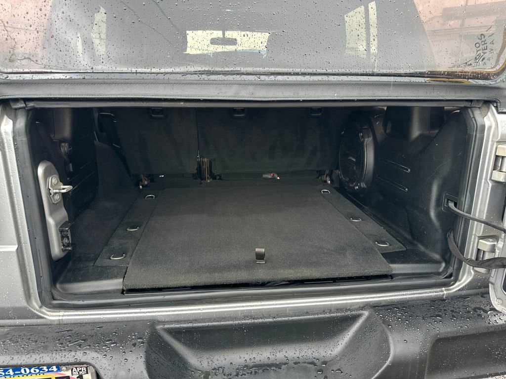 Used 2018 Jeep Wrangler Unlimited Sport S image 21