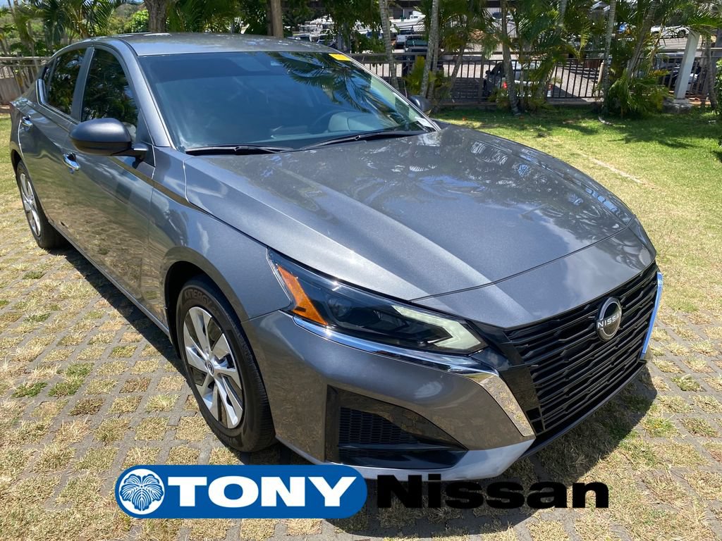 Used 2024 Nissan Altima 2.5 S FWD image 1